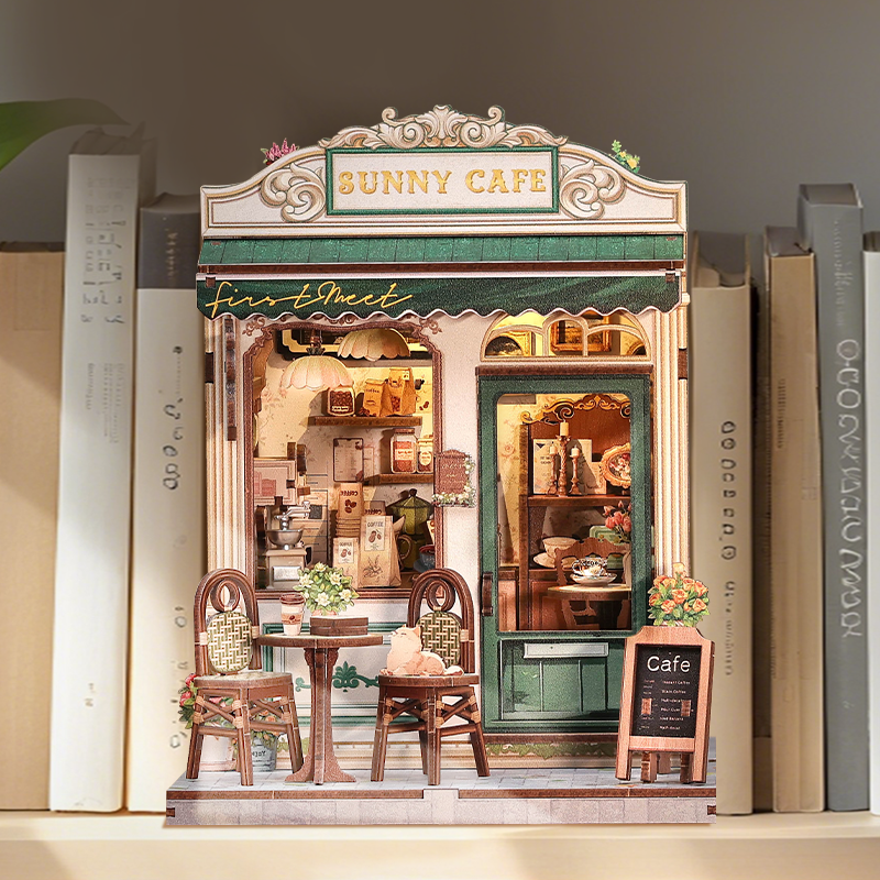 Sunny Cafe
